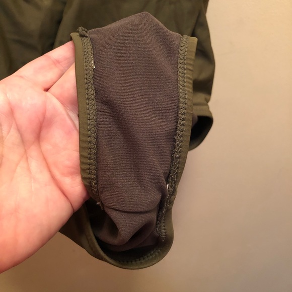 🌞 One piece swimsuit ☀️ beach ready. - Picture 6 of 6